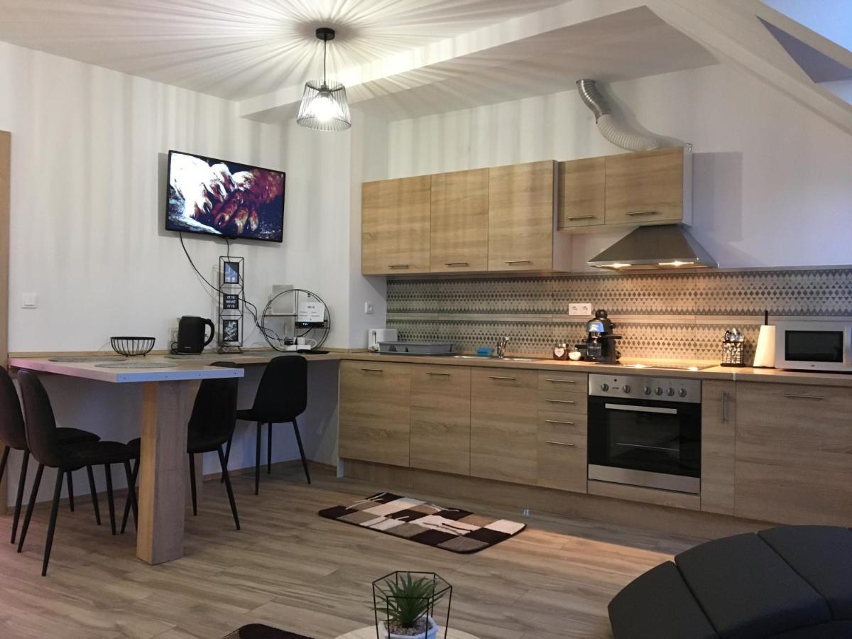 Queen Apartman Daire Debrecen Dış mekan fotoğraf